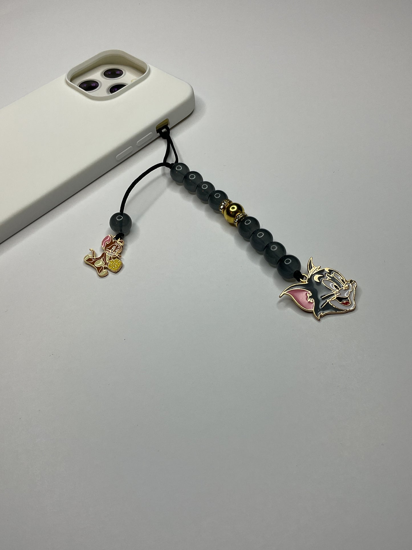 TOM & JERRY