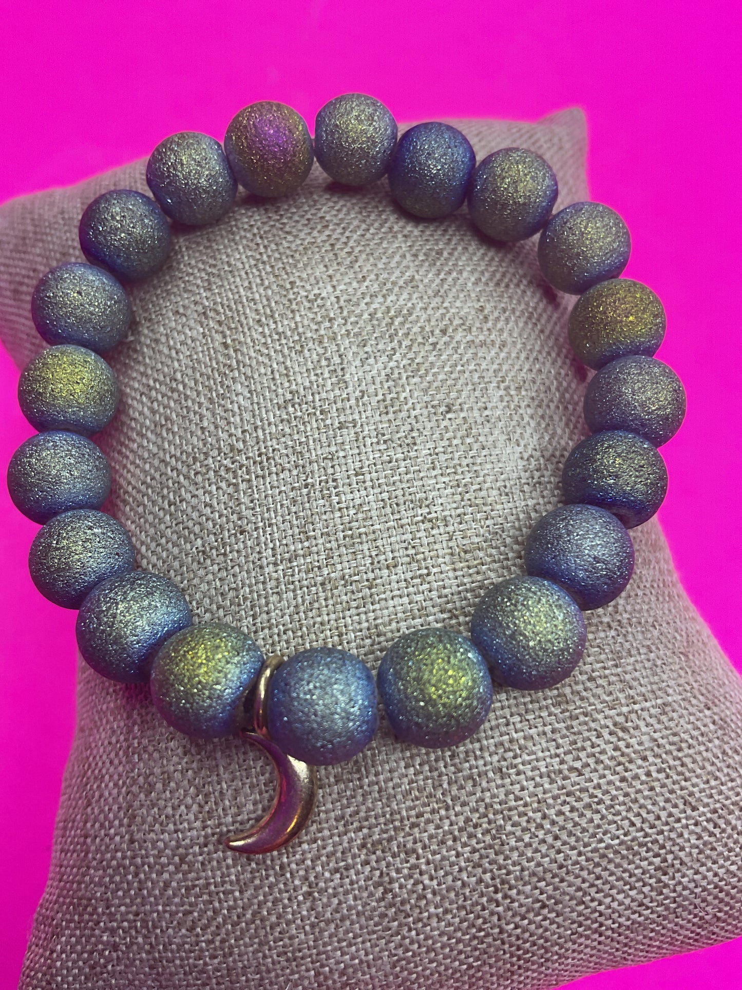 G Moon 01 (gold)