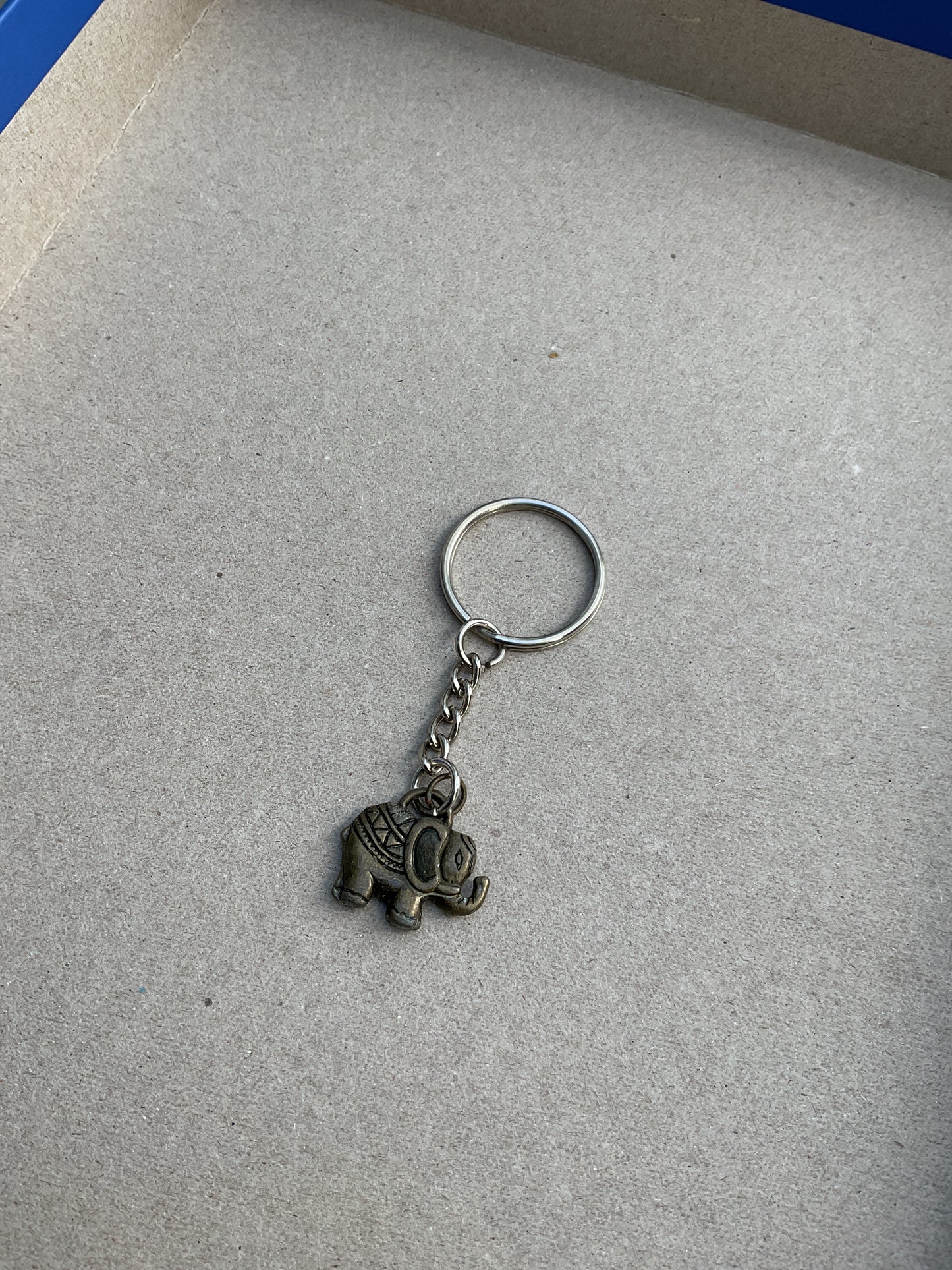 Elephants keychains