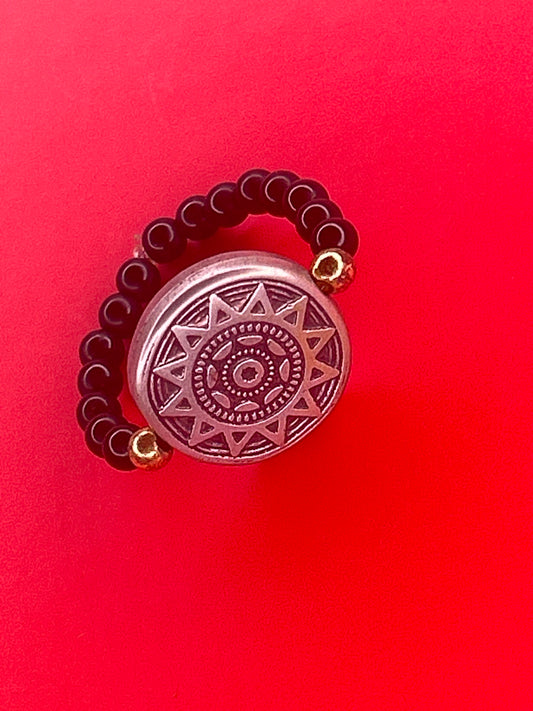 R 08 - Medallion beaded