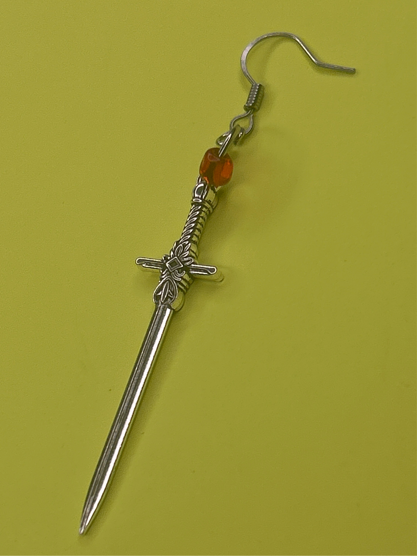 Evolution 03 - Sword Earring - Red