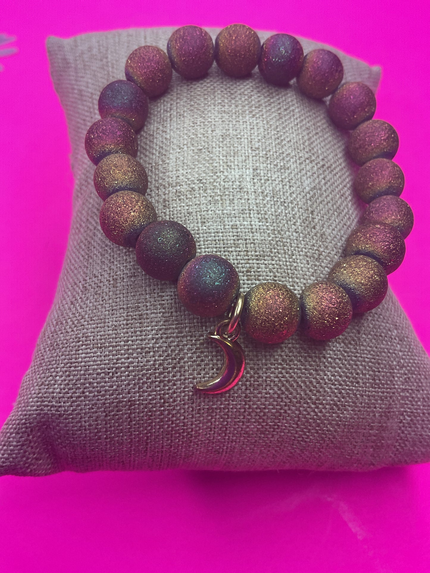 G Moon 03 (gold)